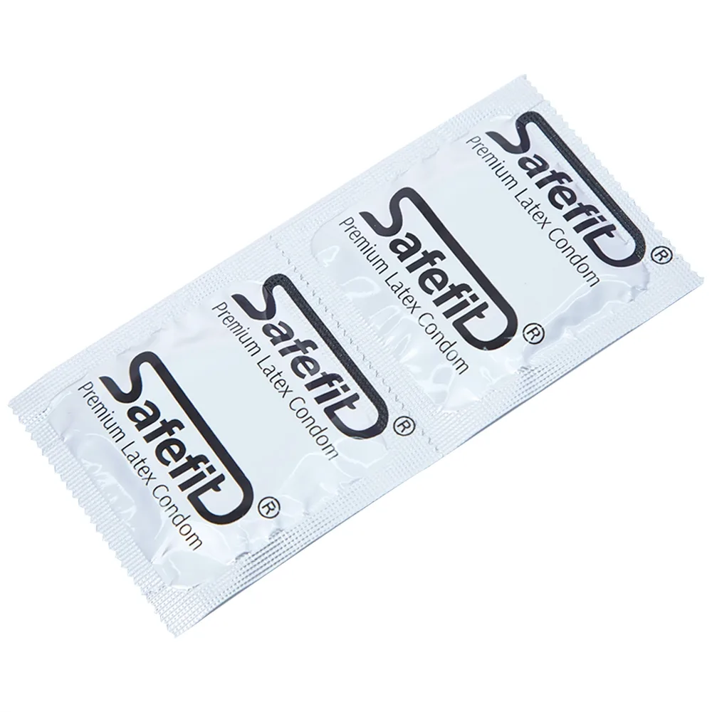 Hình ảnh Bao cao su Safefit Comfortable S52 không mùi khó chịu, độ bền cao, khả năng co giãn tốt, chất bôi trơn (12 cái)