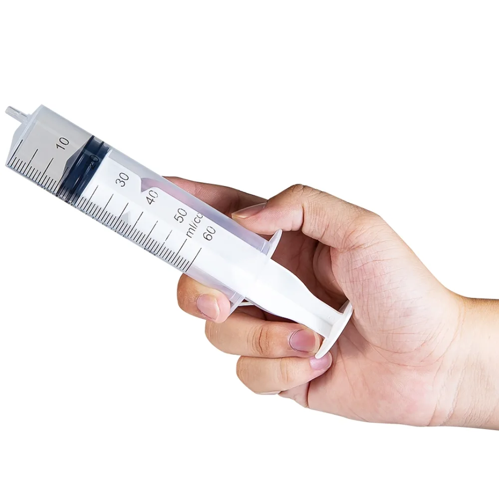 Hình ảnh Bơm tiêm sử dụng một lần Vinahankook 50ml/cc được khử trùng bằng khí E.O (25 cái)