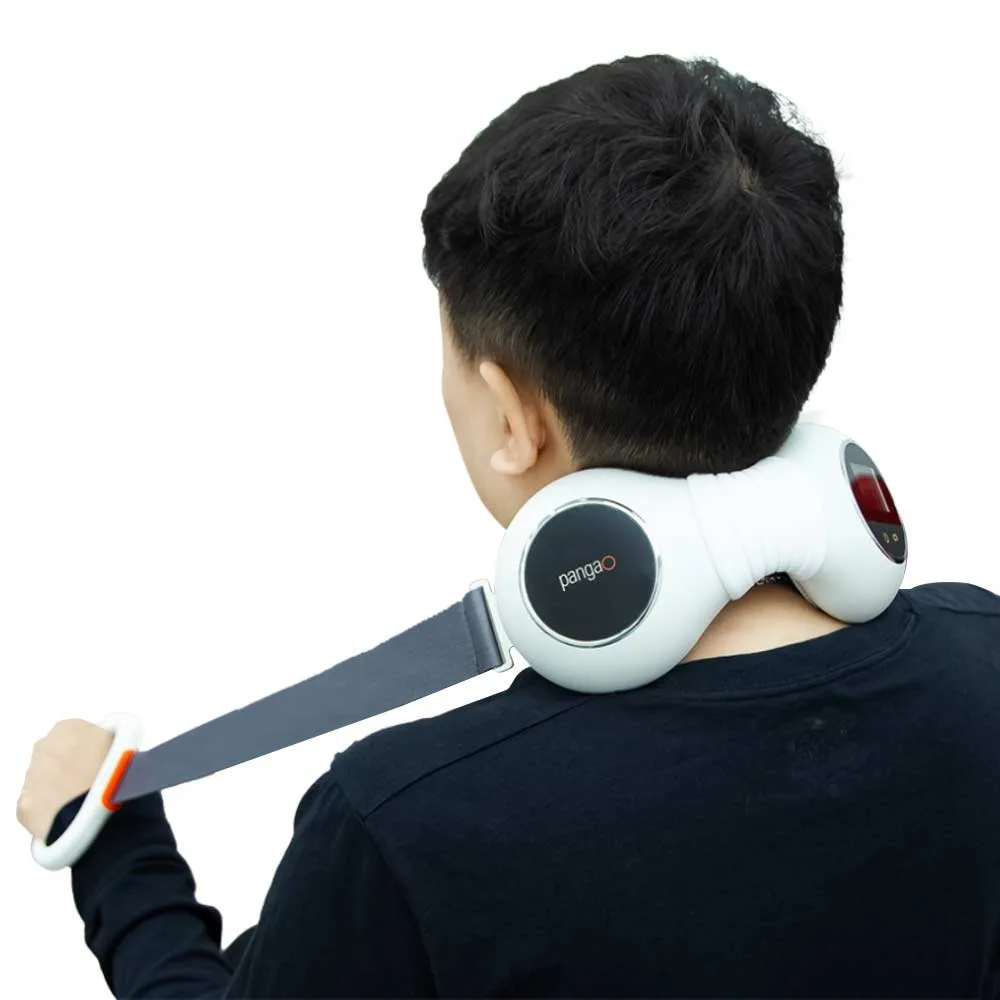 Hình ảnh Máy massage Pangao PG-2601B51 xoa dịu đốt sống cổ, giúp thư giãn giảm căng thẳng