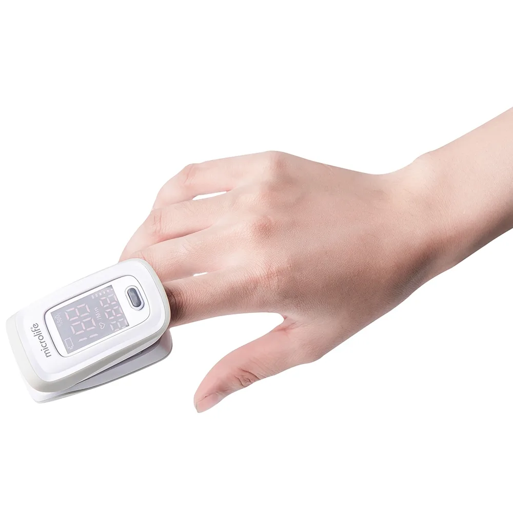 Hình ảnh Máy đo nồng độ oxy trong máu Microlife Oxy 200 hỗ trợ đo nhanh chóng và chính xác