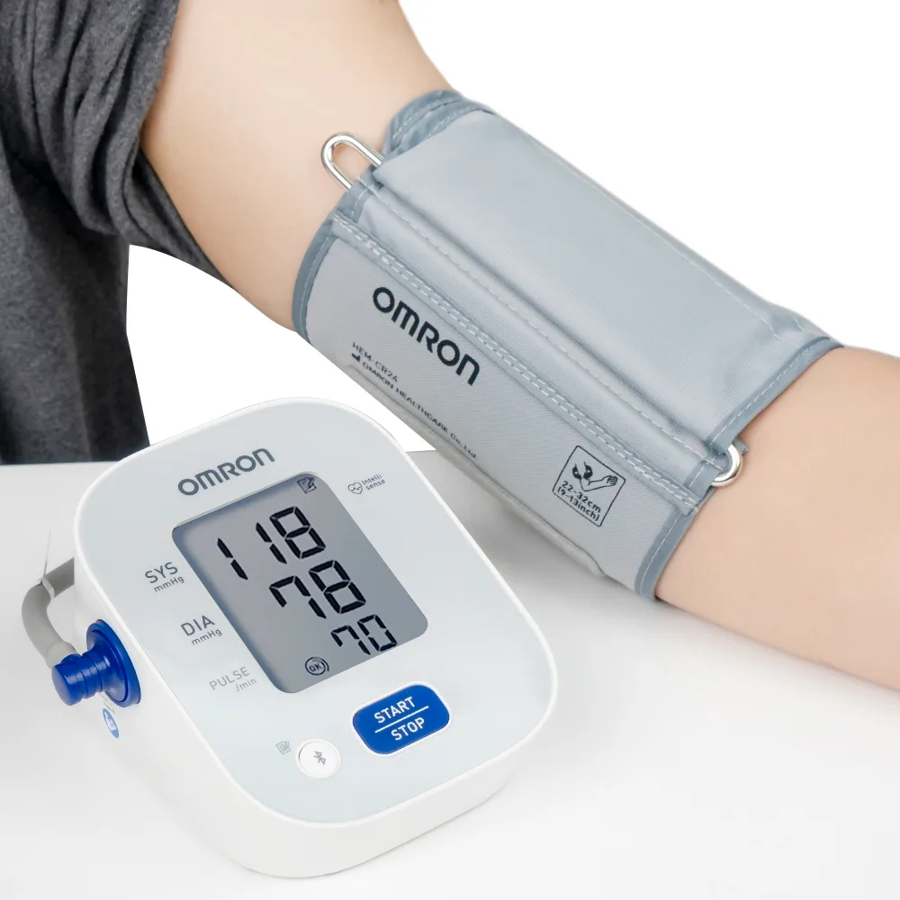 Hình ảnh Máy đo huyết áp bắp tay tự động Omron HEM 7143T1 cho kết quả chính xác, nhanh chóng